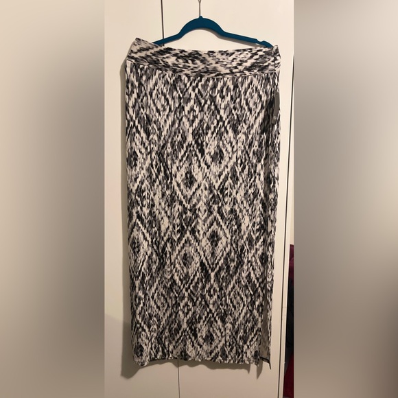 ANA BOHO SOFT Jersey Knit LONG MAXI Skirt Large Gray White Black Wide Waist - Picture 3 of 6